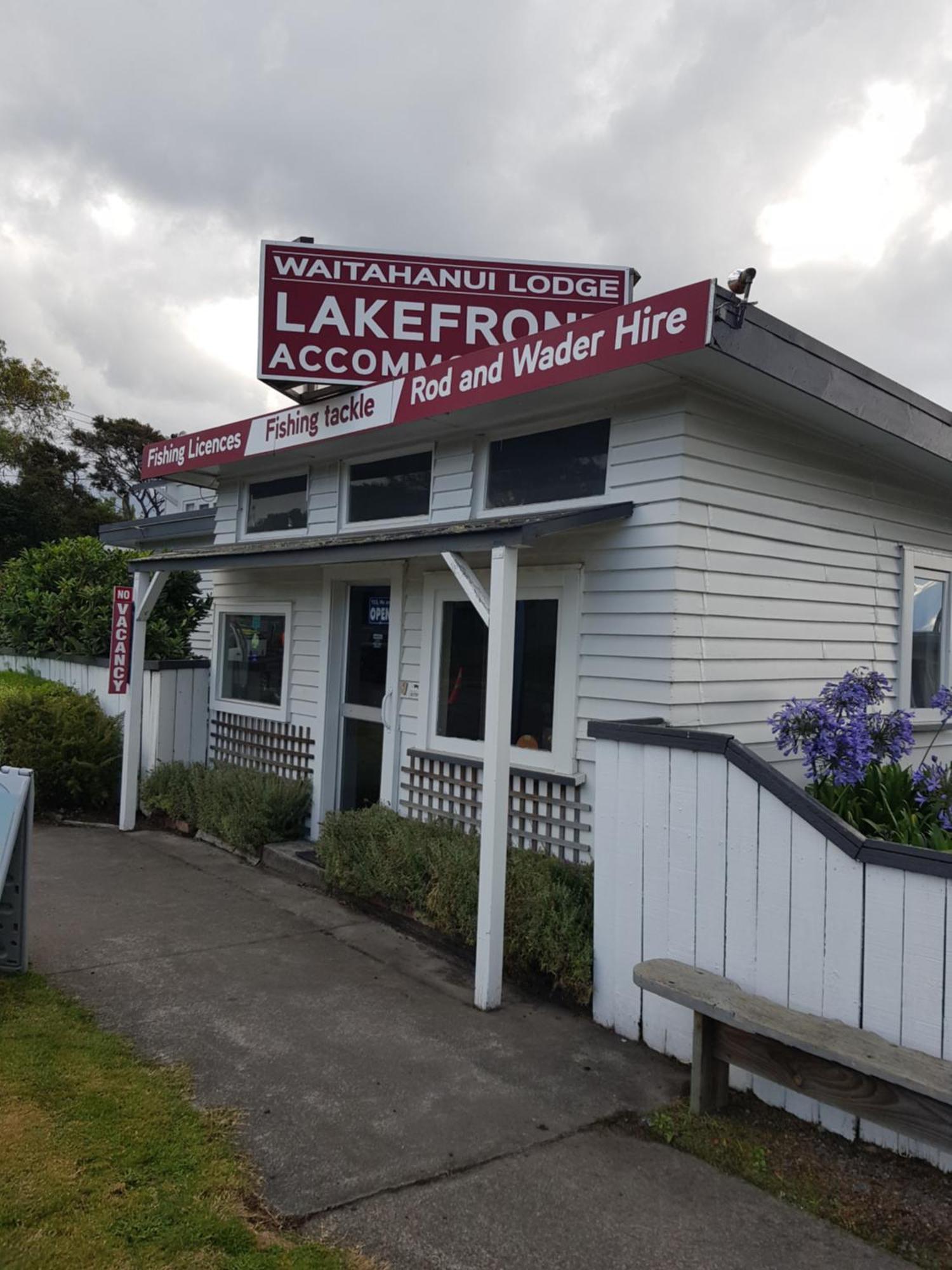 Waitahanui Lodge エクステリア 写真